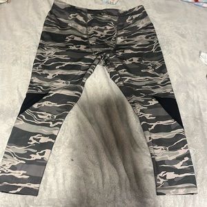 leggings black and gray!!